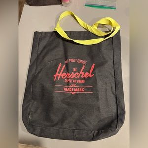 Herschel tote